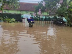 Ratusan Rumah Warga di Pacitan Terendam Banjir